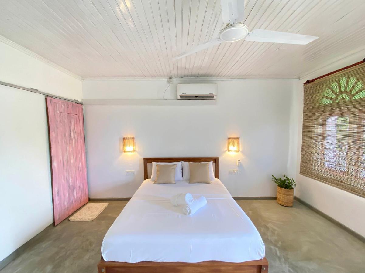 Sky Breeze Hotel Unawatuna Ngoại thất bức ảnh