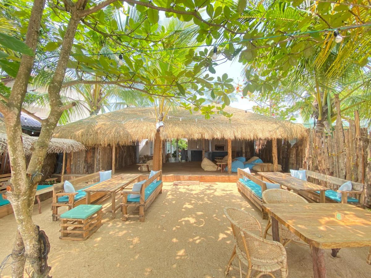 Sky Breeze Hotel Unawatuna Ngoại thất bức ảnh